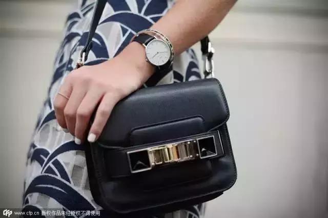 30岁女人需要什么珠宝,203040岁的女人