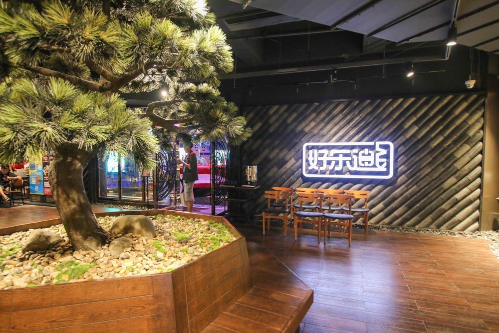 长宁适合年轻人的商场,长宁商业街区步行街