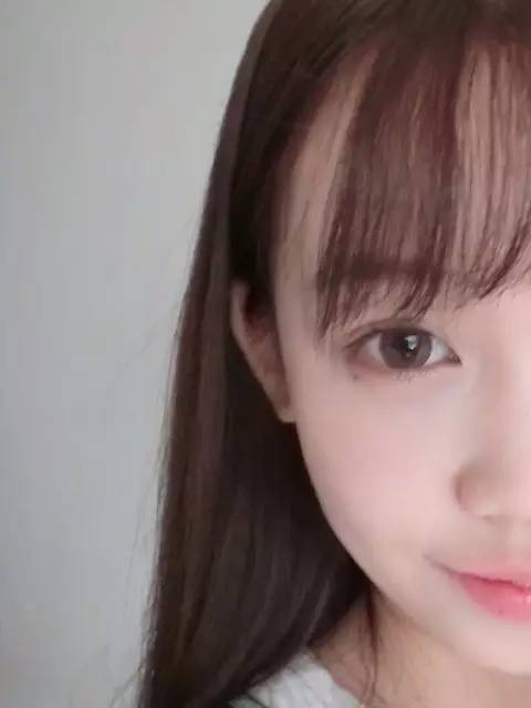 什么牌子的美瞳既平价又好用,好看又便宜不磨眼睛的美瞳推荐