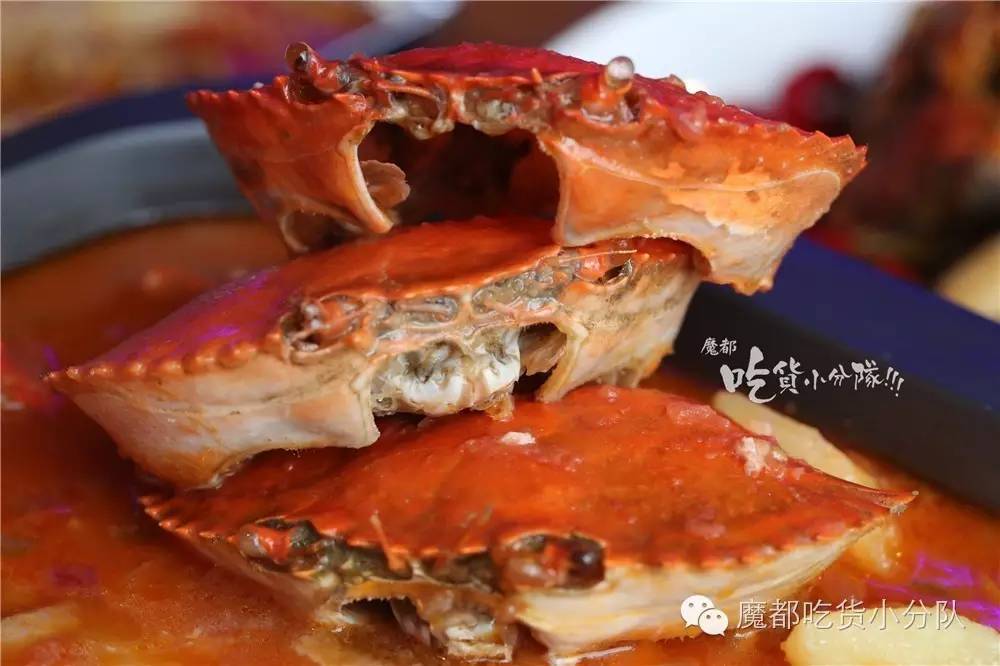 看到这家店的头牌，下意识就是举报！