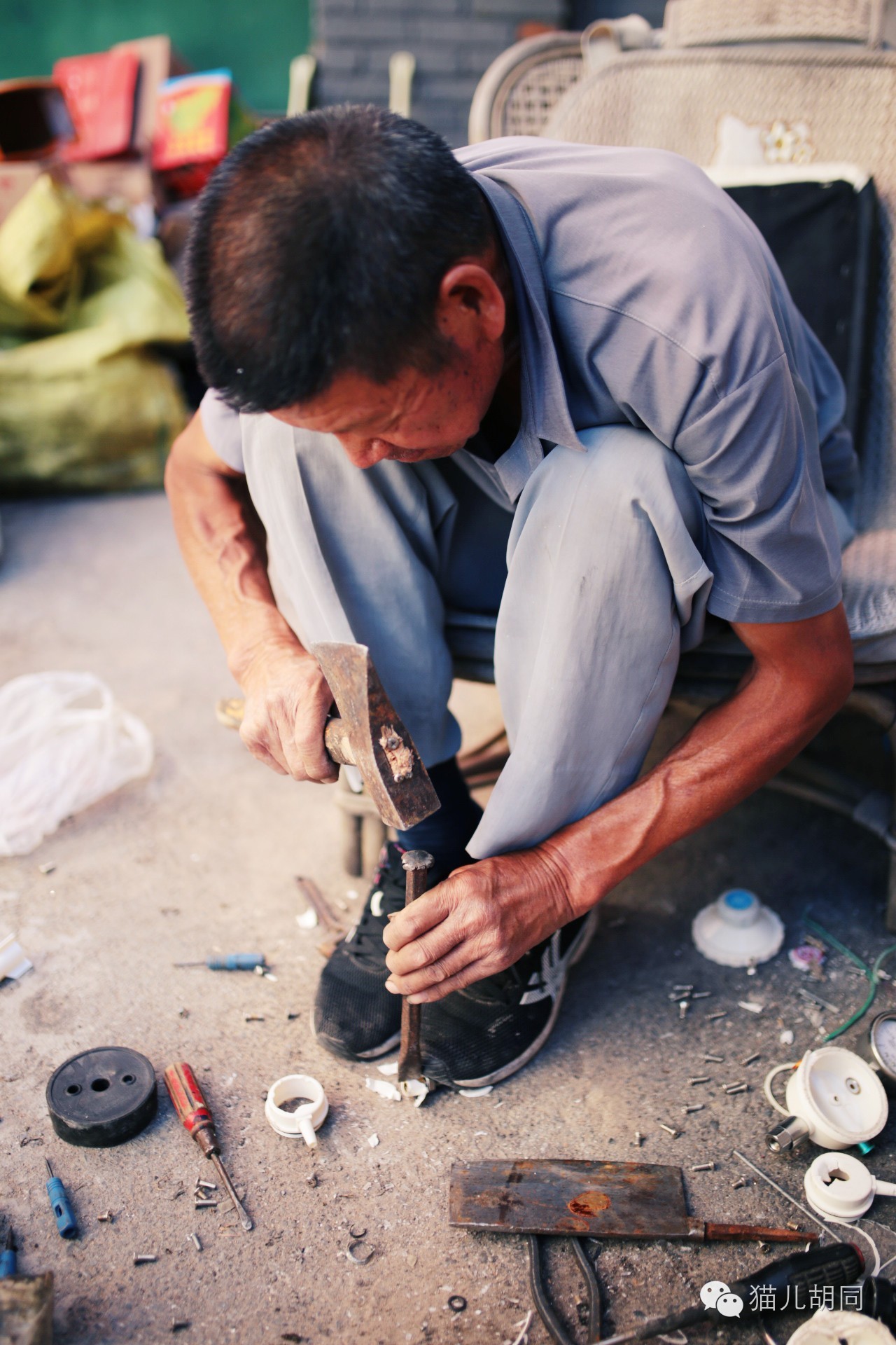 车棚放车,车棚躲雨冰雹