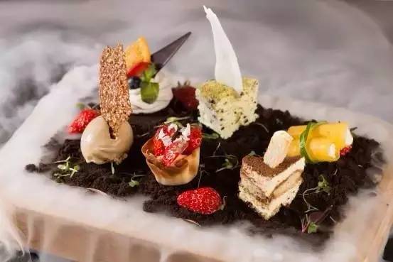 鑺卞洯缇庨浼樻儬,鑺卞洯缇庨鐗硅壊椁愬巺浼樻儬