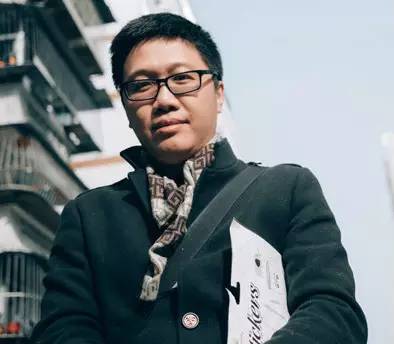 每个妈妈都是孩子的专属摄影师,每个妈妈都是孩子的摄影师