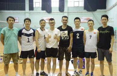 2020年上海市排球联盟比赛,业余排球比赛现场