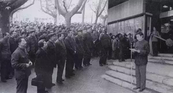 新华书店一代人的记忆,你记忆中的新华书店是怎么样的呢