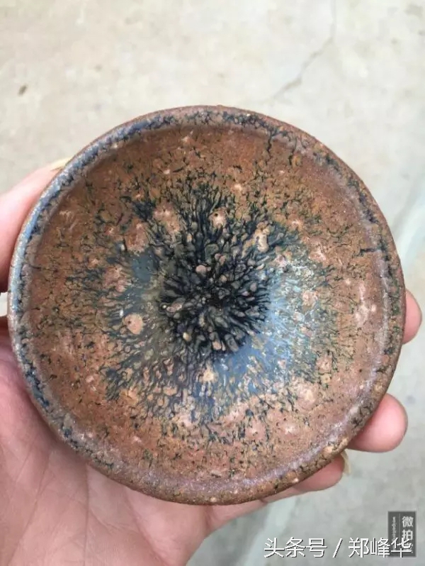 现代仿品宋代建盏的辩识技巧