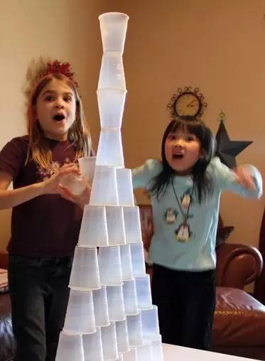 亲子立体手工制作运动会,太有才的年会表演视频