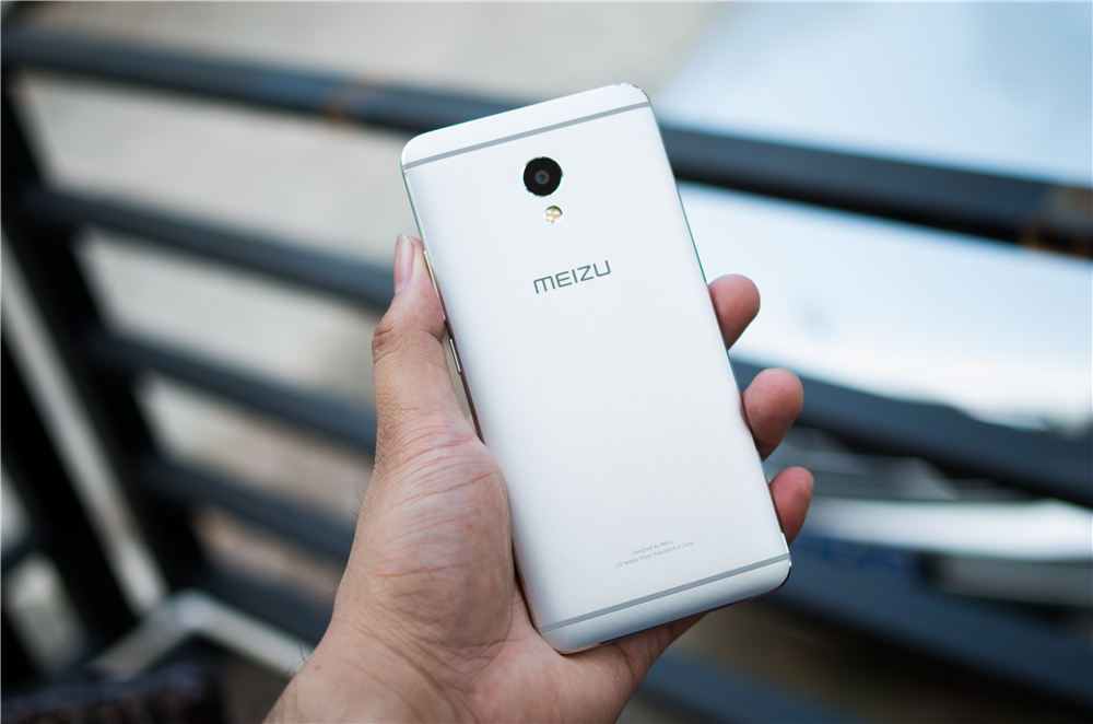 颜值加持,魅蓝e全部参数