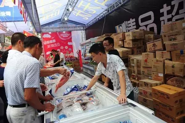 国庆来了完整视频,国庆来重庆从你的全世界路过