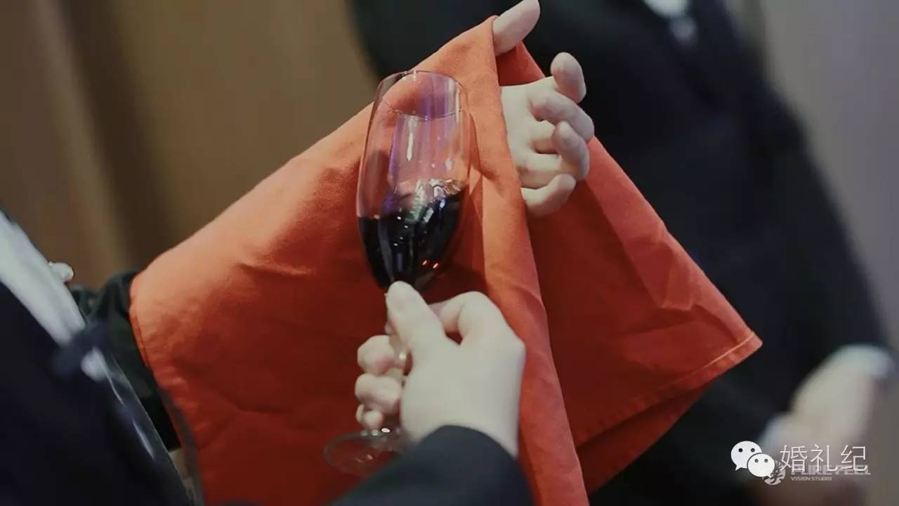 婚礼上花3000块请个新娘秘书真的值么