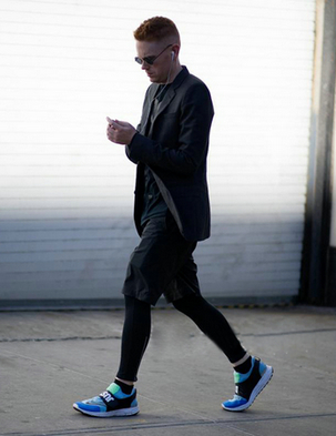 运动休闲鞋搭配什么样的裤子,运动鞋怎么搭配裤子都显得最干净