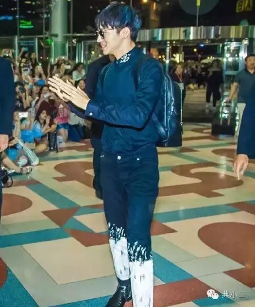 百搭皮质双肩包推荐小众高级感,颜值又高又好看的双肩包