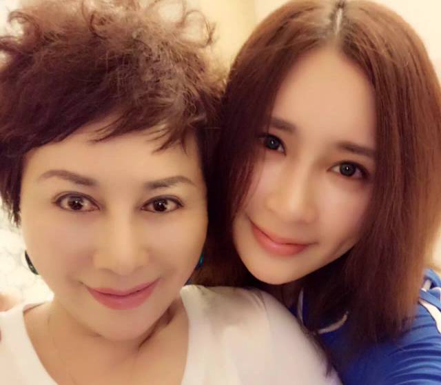 曝光！福州女星杨舒婷妈妈，太像蔡明了
