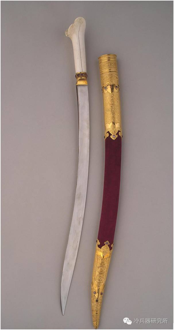 平刃而进，可割敌首：奥斯曼亚塔安腰刀