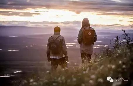 百搭皮质双肩包推荐小众高级感,颜值又高又好看的双肩包