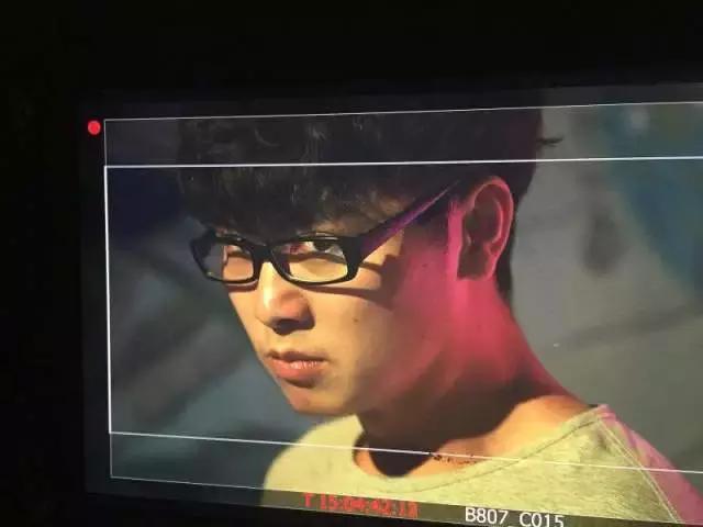 网购女友脱单,穷屌丝网购女友