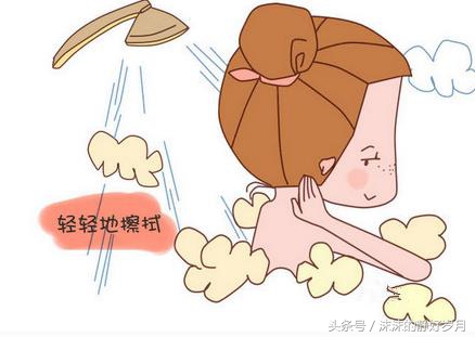 孕期洗澡大家一定要注意安全,孕妈妈怎么洗澡