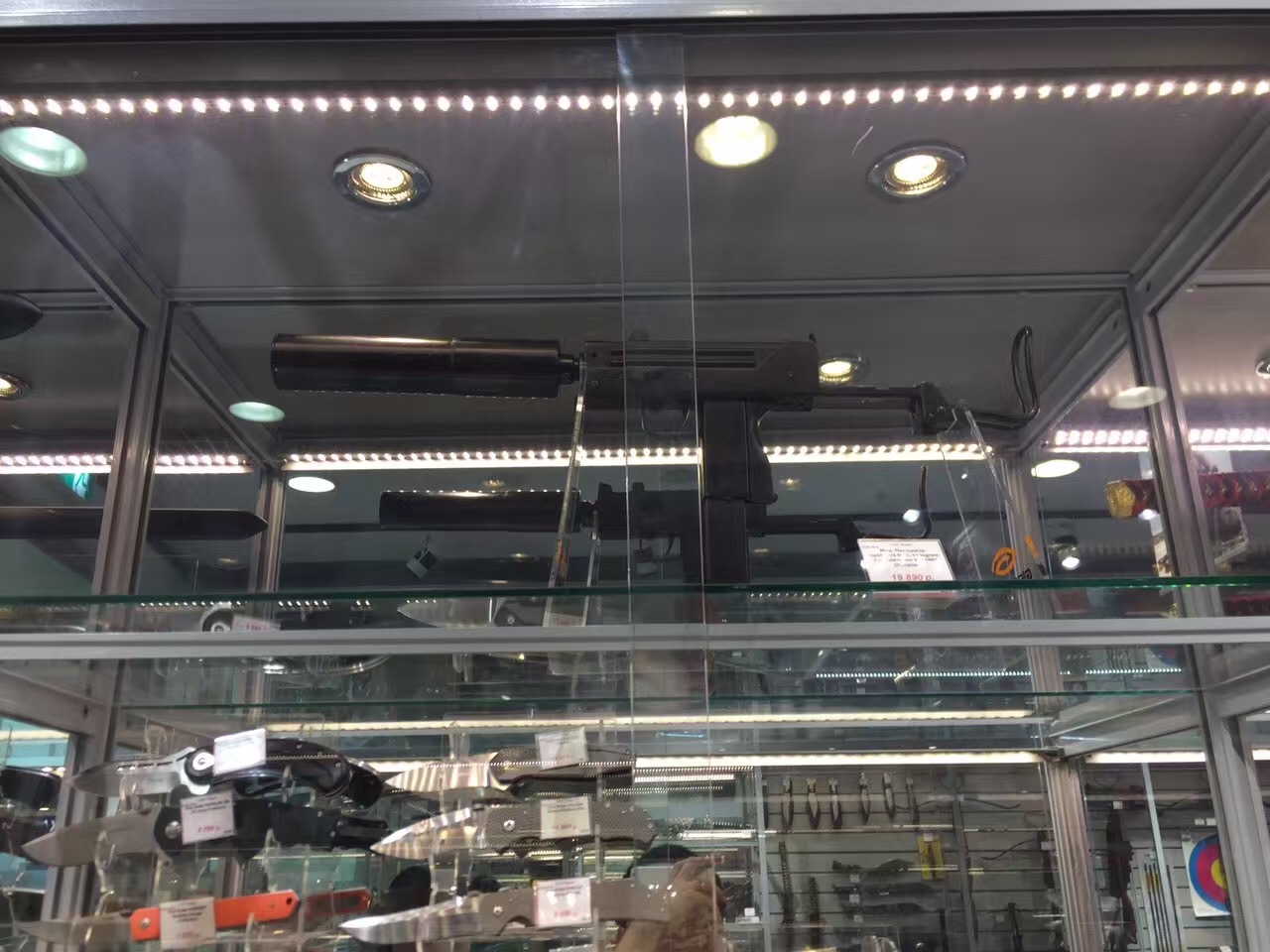 战斗民族的手机果然不一般,战斗中的民族果然不一般