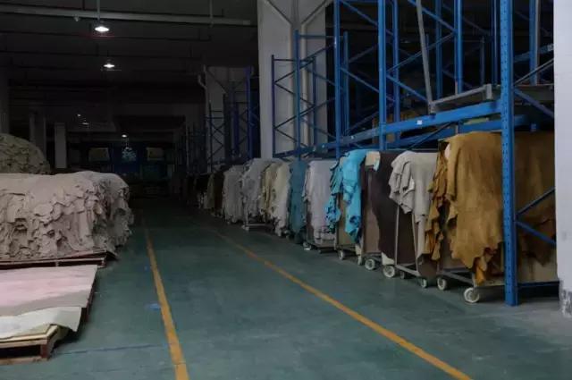 小作坊沙发和品牌店沙发区别,品牌店的杂牌沙发