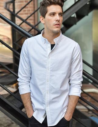 男士怎样穿搭显得更有气质,男士怎么搭配才能时尚起来