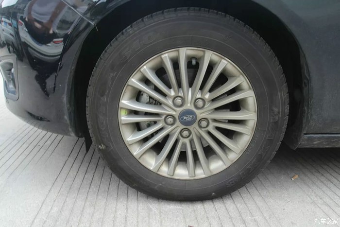 福睿斯性价比,2016款1.6自吸福特福睿斯测评