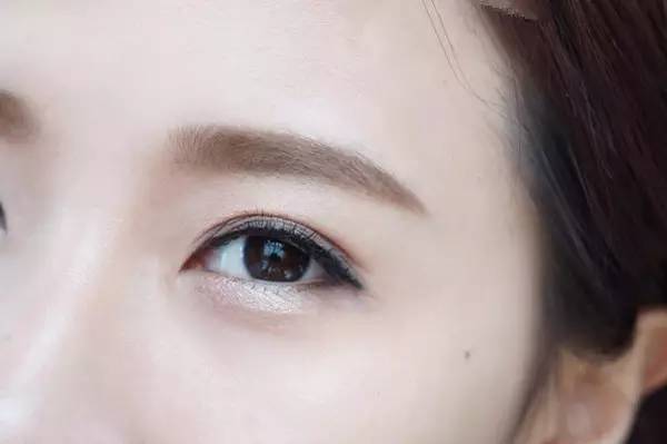 凯文老师推荐精华,学生党适合用的小众彩妆品牌