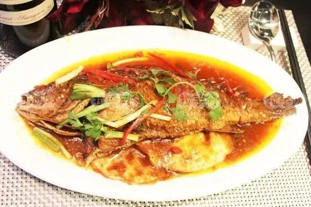 重庆美食爆辣火锅,重庆美食大快朵颐