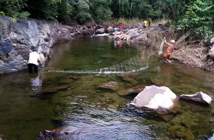 海南天台山小九寨,小九寨青山绿水