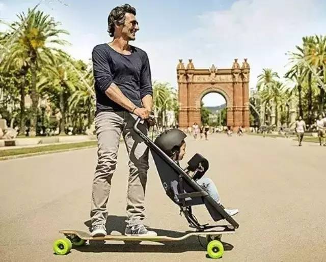 极客爸爸给婴儿车装上了125CC的摩托车发动机 边参赛奥运边“遛”小孩？｜905出行设计师