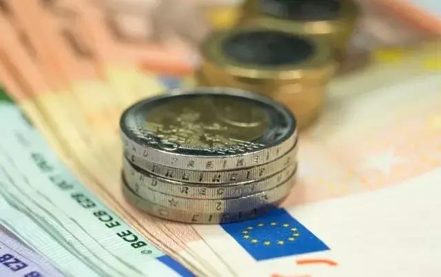 超市红酒怎么选不是勾兑的,想买红酒可以买什么