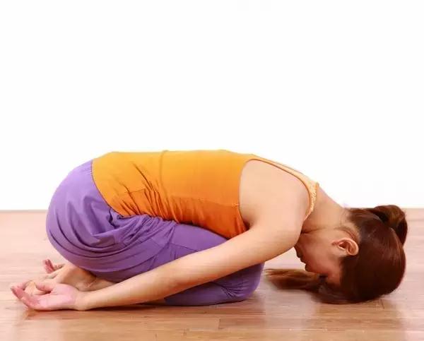 瑜伽抑郁失眠教程,赶走抑郁的瑜伽