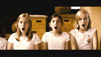 室友把我的护肤品打碎了怎么办,室友打破了我的粉底液