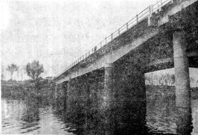 这条路承载着多少人的记忆,这条路见证了我的喜怒哀乐