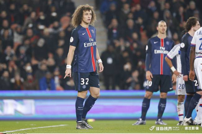 皇马flyemirates球衣,皇马球衣赞助商flyemirates