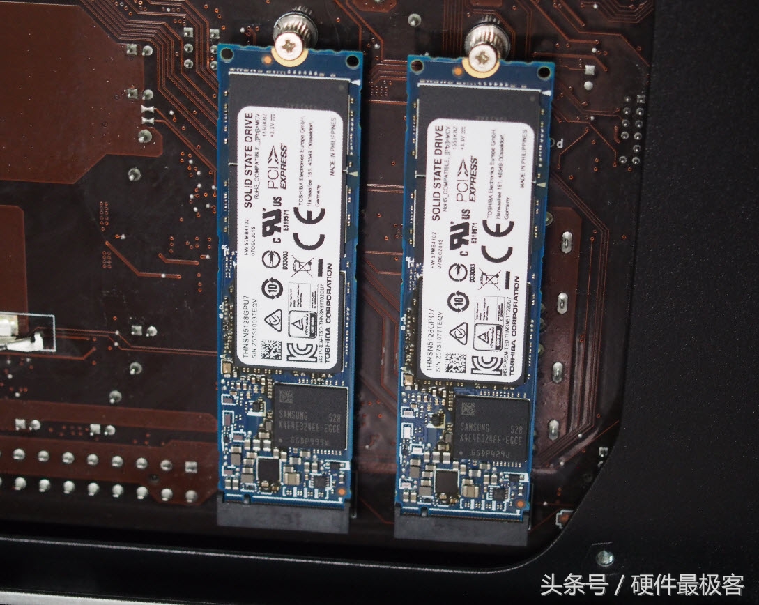 它确实是个大块头，玩游戏用它错不了！