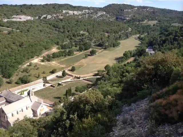 4000元穷游20座城市,4000元穷游