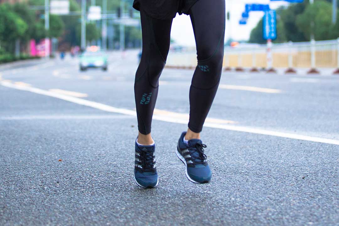 阿迪达斯falcon3.0w,adidasfalconelite5