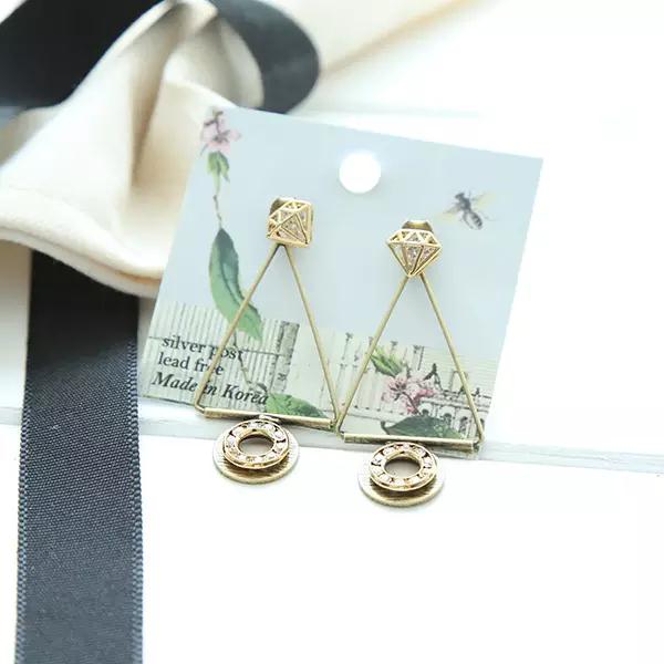 种草一个韩国买手制饰品品牌｜HAFACEGIRL