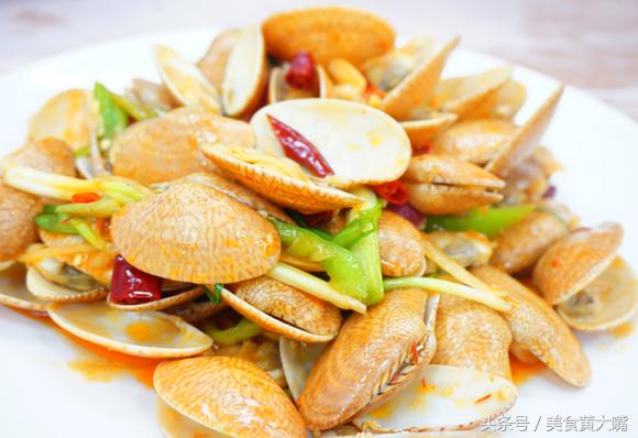 三亚吃豪华海鲜自助视频,三亚火车头万人海鲜广场