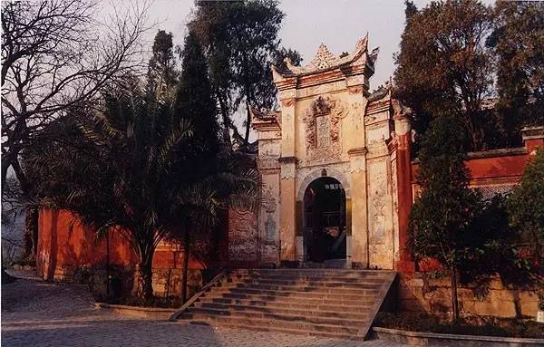 重庆五一小长假旅游推荐 (重庆国庆3天古镇游)