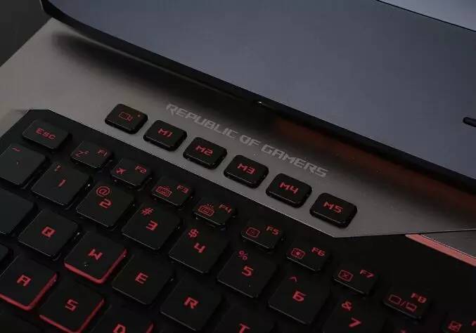 体验不带“M”的GTX1070显卡如何？ROGGFX72VS游戏本