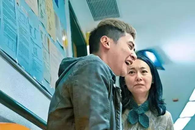 香港抑郁症自杀女星 (香港女星抑郁症自尽)