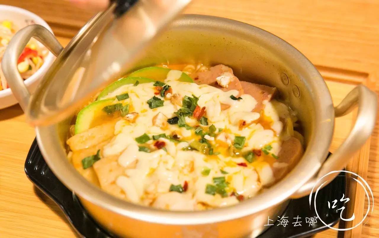 人均不到60!魔都火了4年的部队锅和韩国30年人气猪蹄,终于合体了!全场78折!