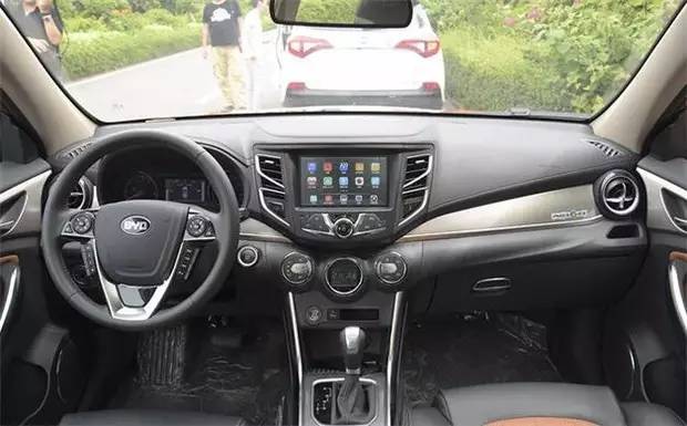 试驾比亚迪宋盖世版,比亚迪宋豪华六座评测