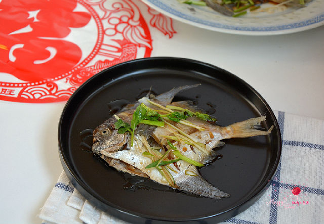 微波炉做平鱼黄鱼,如何用微波炉做平鱼