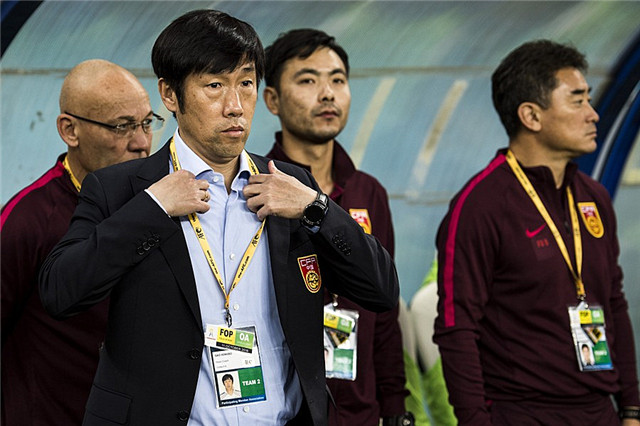 高洪波离开里皮了吗,高洪波离开国家队的视频