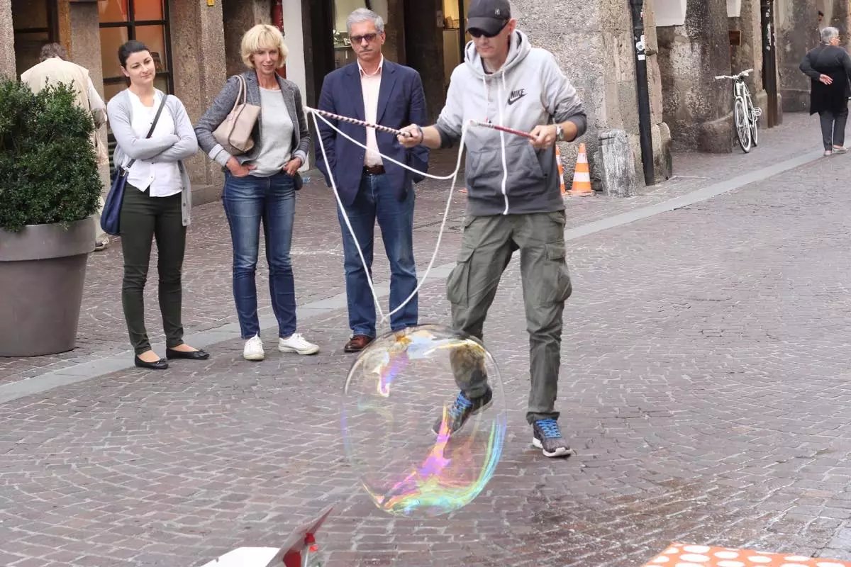 蓝瘦香菇在这里视频,蓝瘦香菇在法国