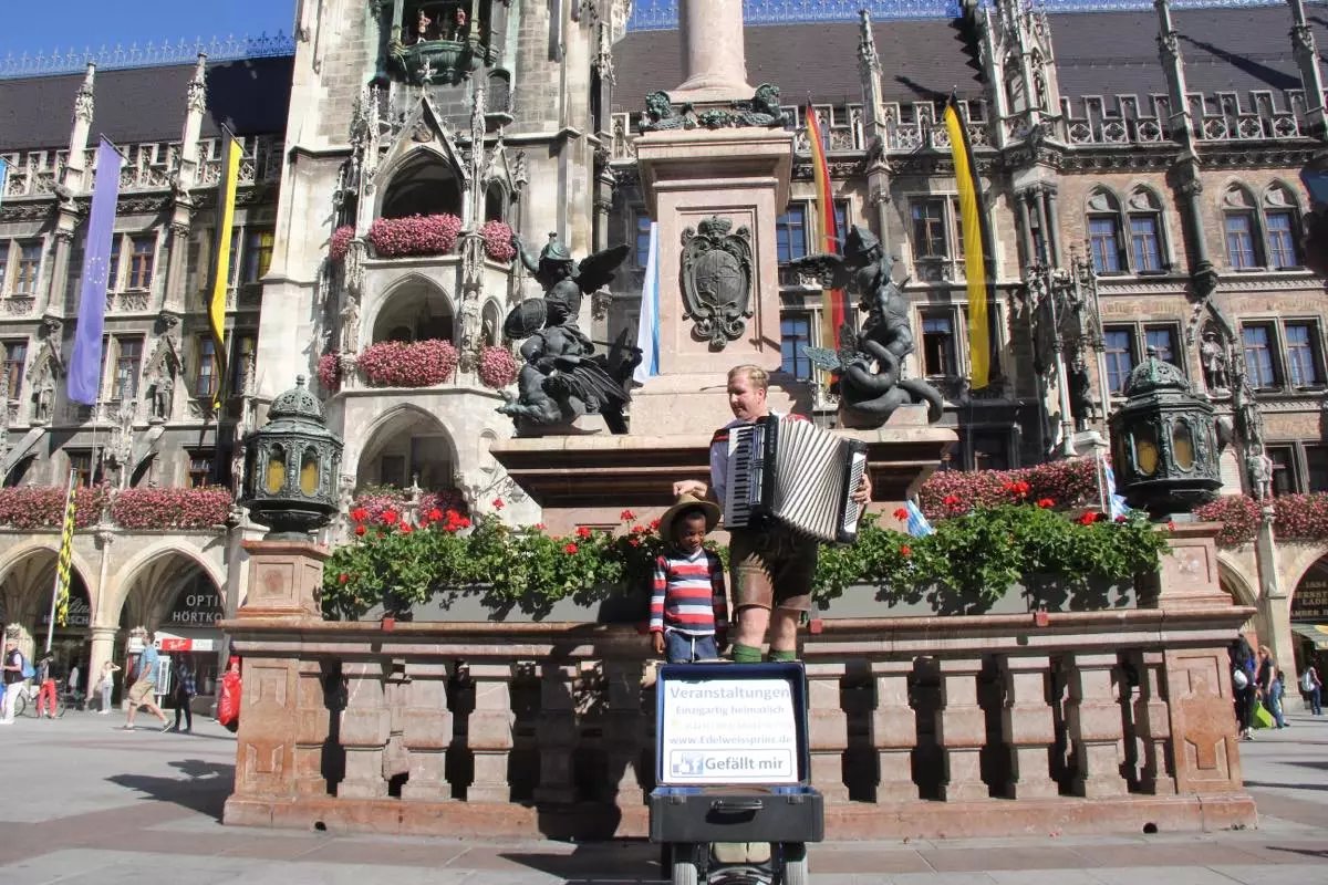 蓝瘦香菇在这里视频,蓝瘦香菇在法国