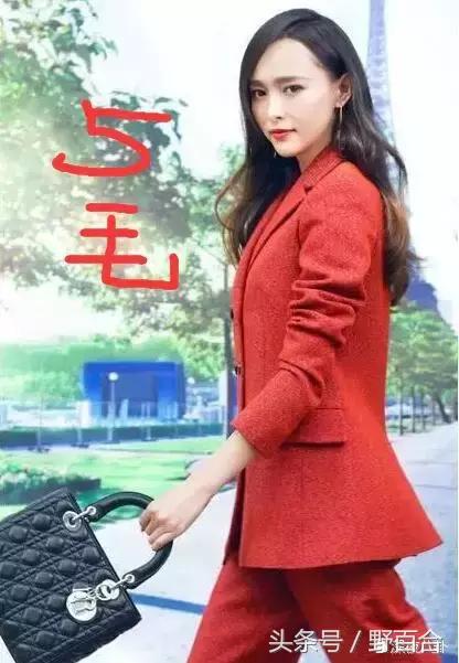 唐嫣一身潮装启程巴黎看秀,唐嫣山寨高定