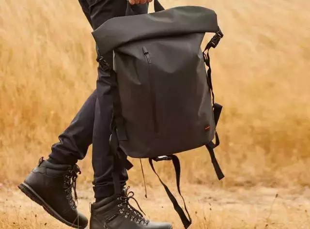 逛大街不想撞包？试试这些小众又时髦的双肩包！